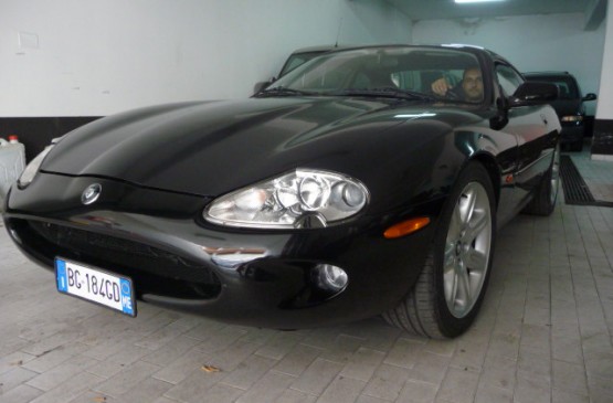 Jaguar XK8 COUPE' 4.0 V8 ANNO 1998 su LeonCar