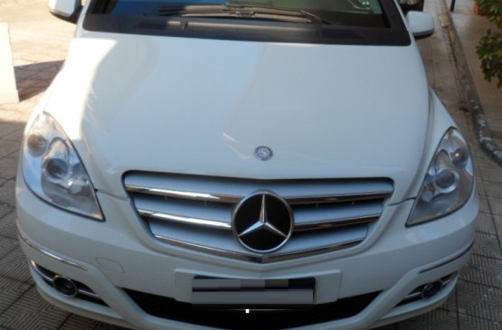 Mercedes Benz CLASSE B  B180 cdi ANNO'11 su LeonCar