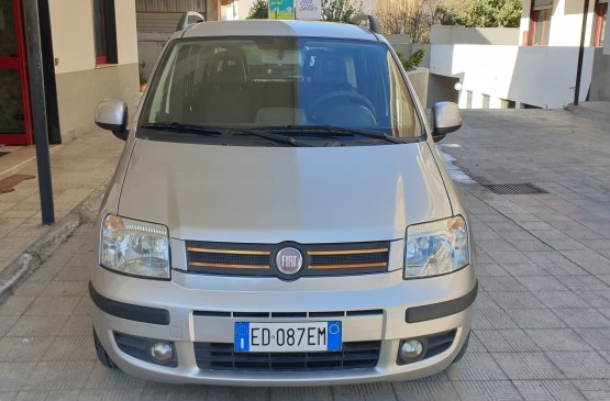 Fiat PANDA 1.2  su LeonCar
